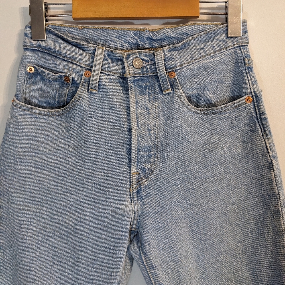 501® LEVI'S® CROP JEANS, Samba Blues, 24x26, EUC - Picture 6 of 14